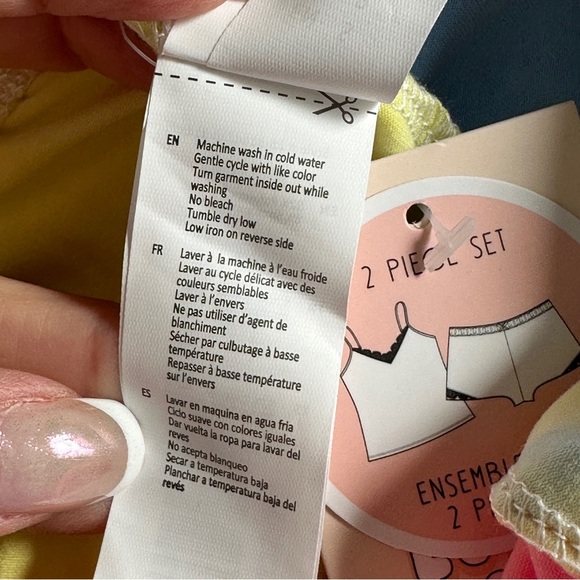 Colorful Tie-Dye Shorts Pajama Set, Women’s Size: Small - Picture 7 of 9